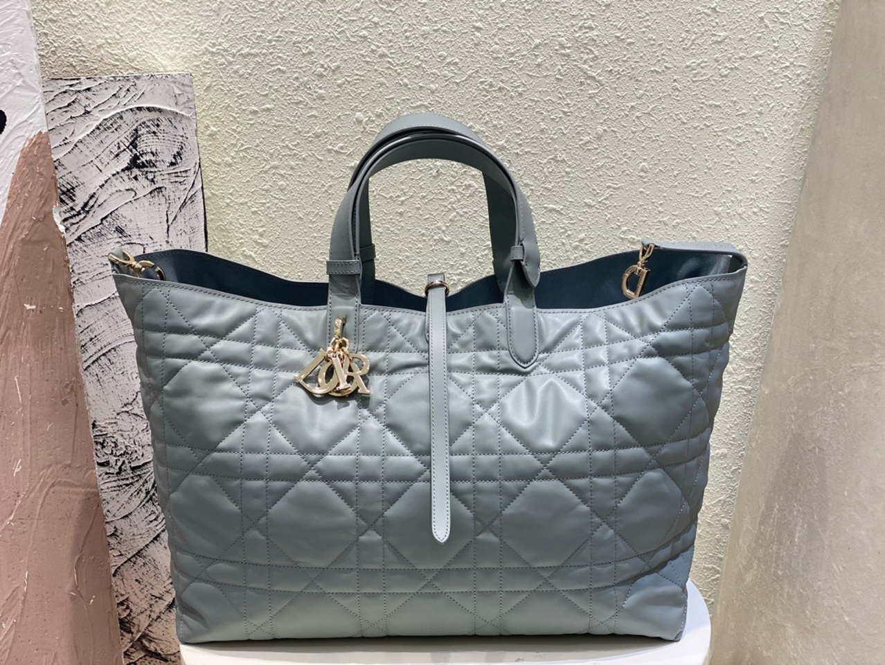 Dior M2820 Large Dior Toujours Bag Blue Macrocannage Calfskin