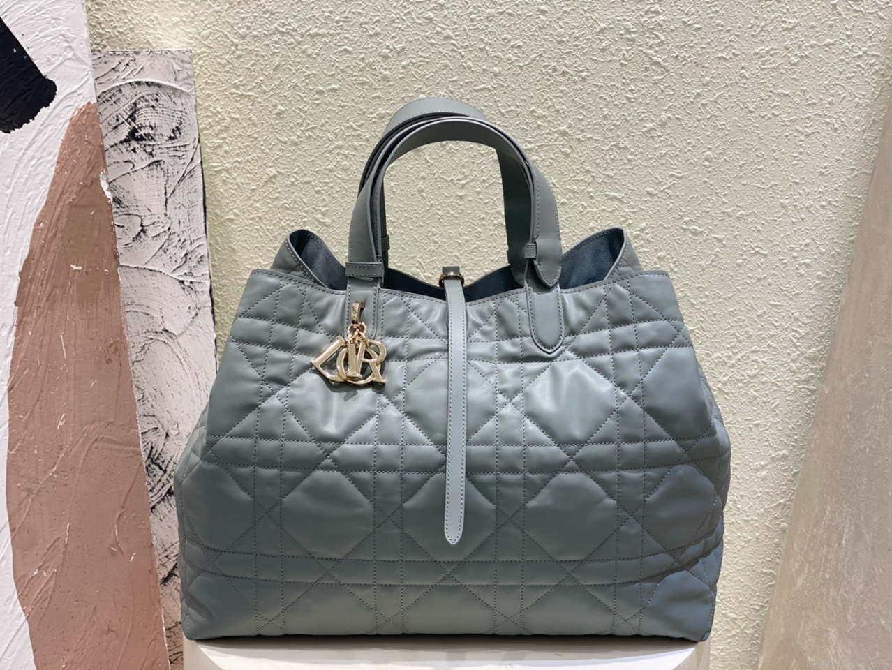 Dior M2820 Large Dior Toujours Bag Blue Macrocannage Calfskin