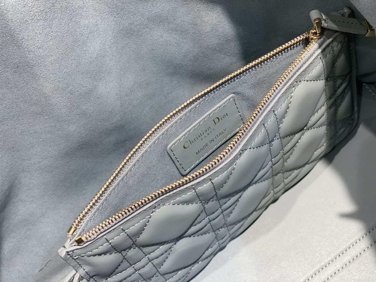 Dior M2820 Large Dior Toujours Bag Blue Macrocannage Calfskin