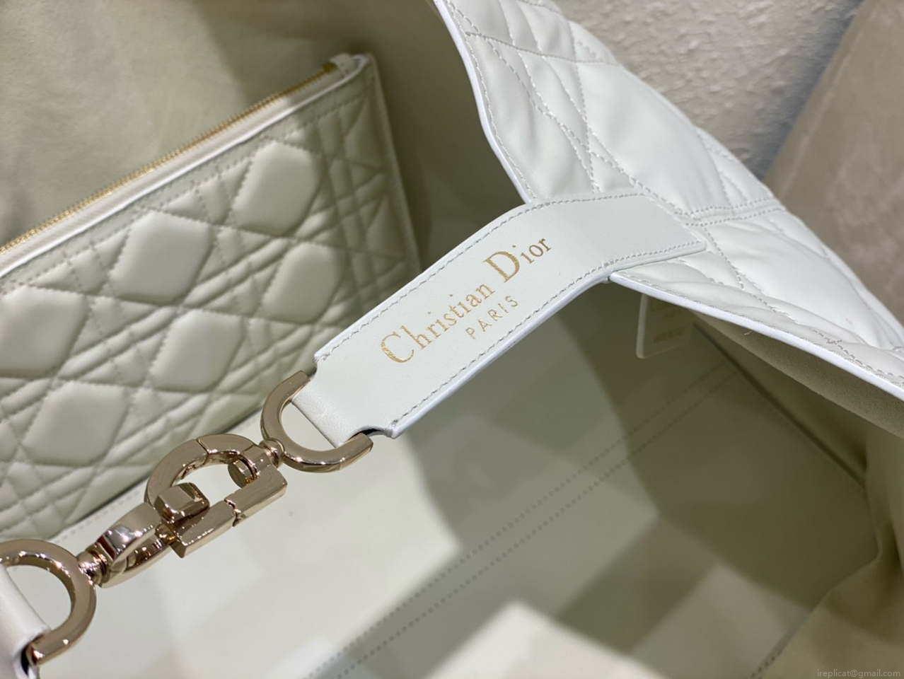 Dior M2820 Large Dior Toujours Bag White Macrocannage Calfskin