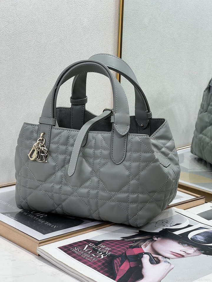 Dior M2822 Small Dior Toujours Bag Blue Macrocannage Calfskin