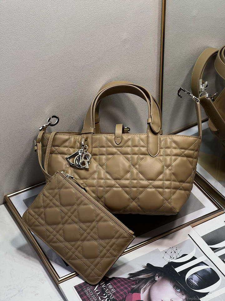 Dior M2822 Small Dior Toujours Bag Apricot Macrocannage Calfskin