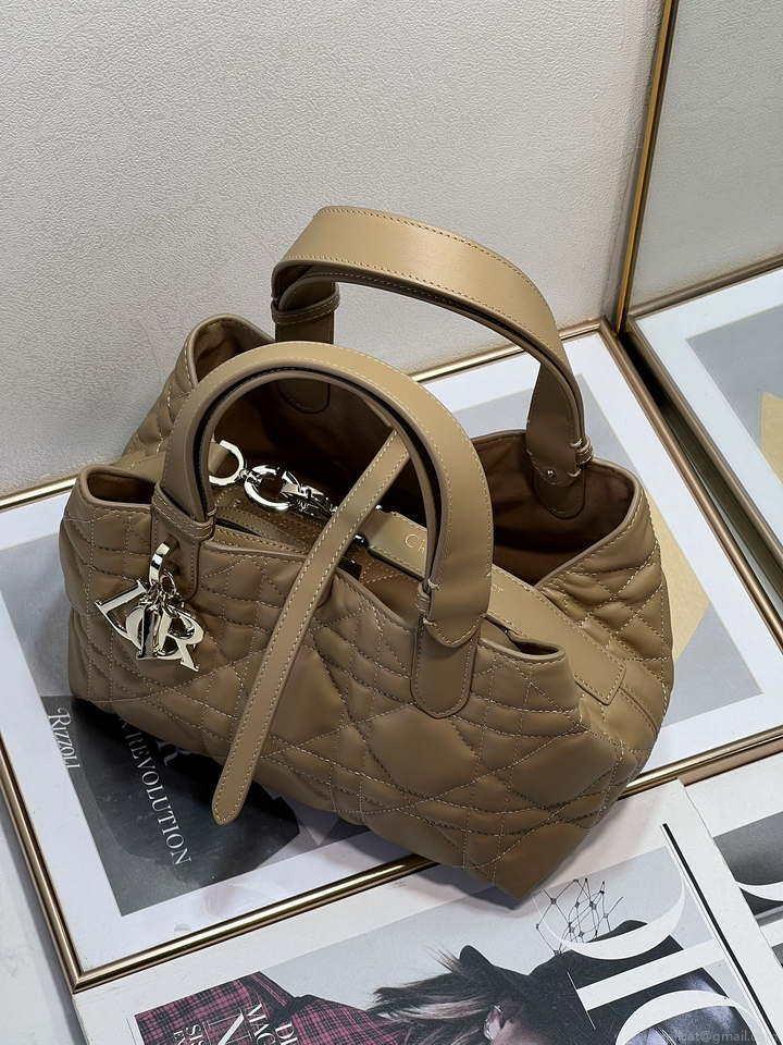 Dior M2822 Small Dior Toujours Bag Apricot Macrocannage Calfskin