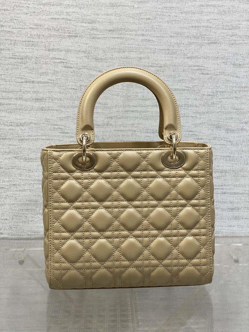 Dior M0565 Medium Lady Dior Bag Sand-Colored Grained Cannage Calfskin Gold