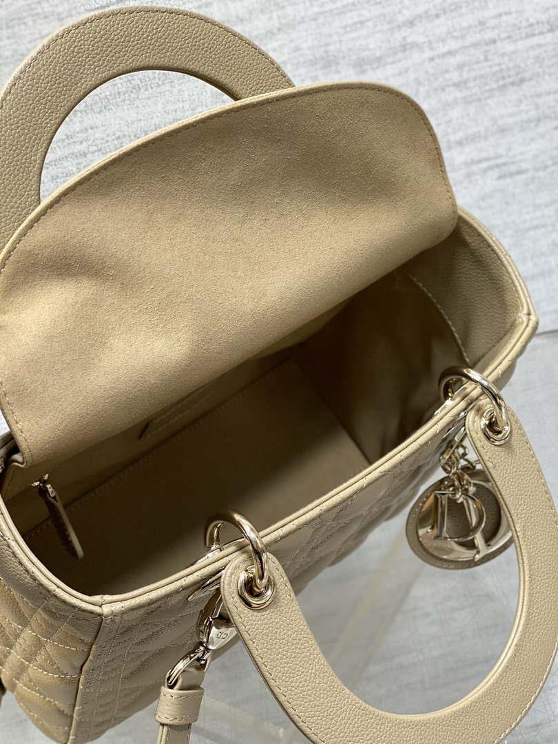 Dior M0565 Medium Lady Dior Bag Sand-Colored Grained Cannage Calfskin Gold