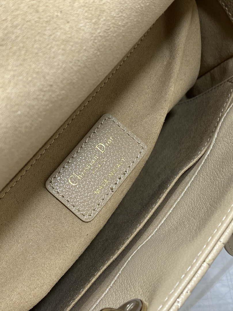 Dior M0565 Medium Lady Dior Bag Sand-Colored Grained Cannage Calfskin Gold