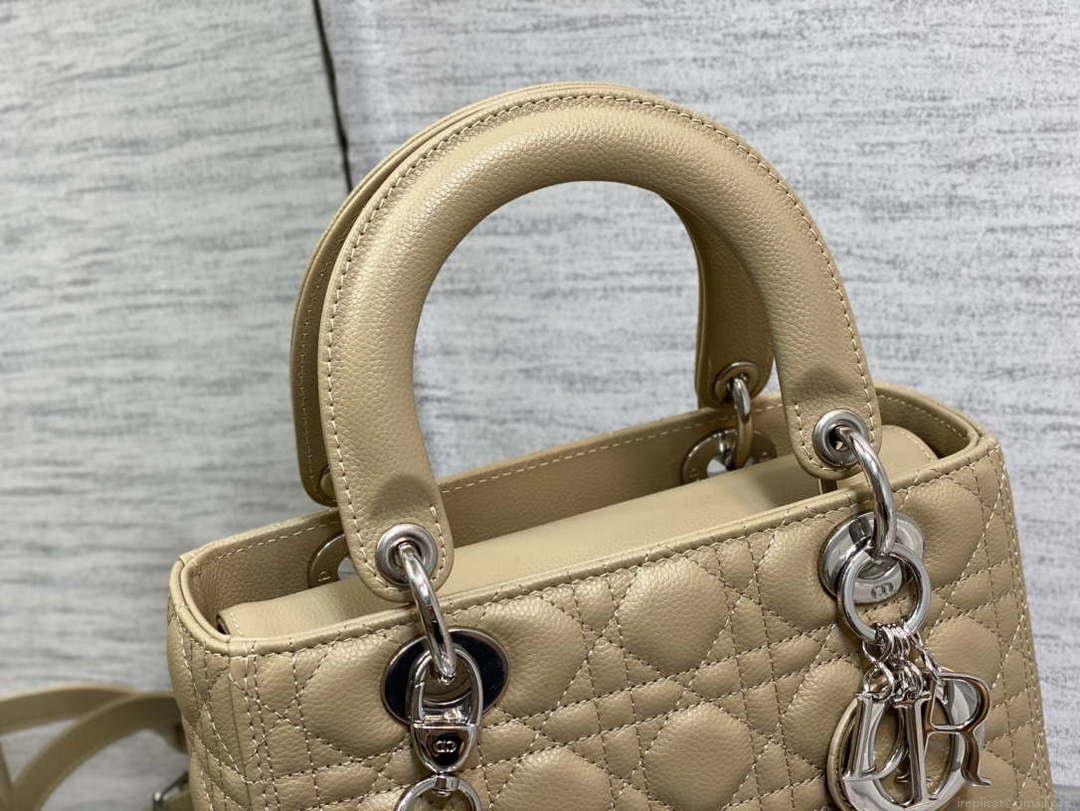 Dior M0565 Medium Lady Dior Bag Sand-Colored Grained Cannage Calfskin Silver