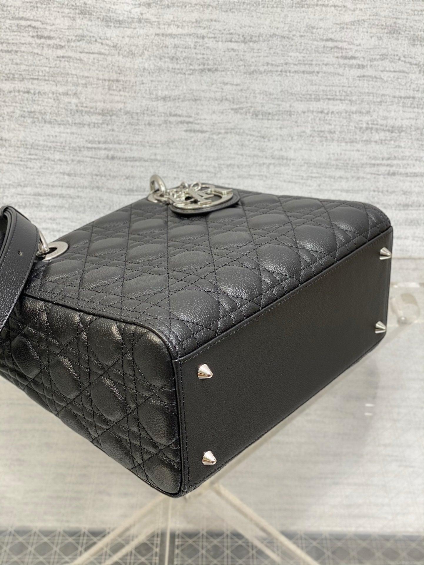Dior M0565 Medium Lady Dior Bag Black Grained Cannage Calfskin Silver