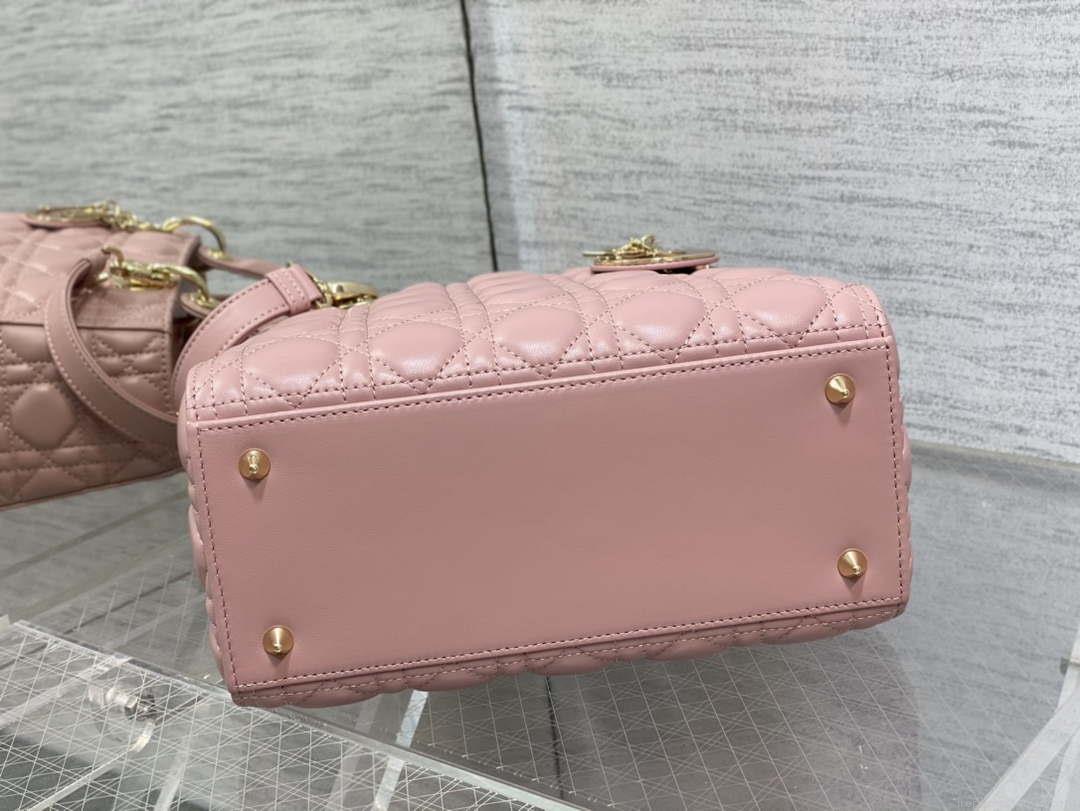 Dior M0565 Medium Lady Dior Bag Blush Cannage Lambskin Gold
