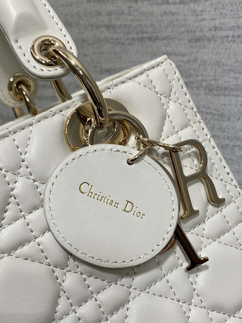 Dior M0565 Medium Lady Dior Bag White Cannage Lambskin Gold