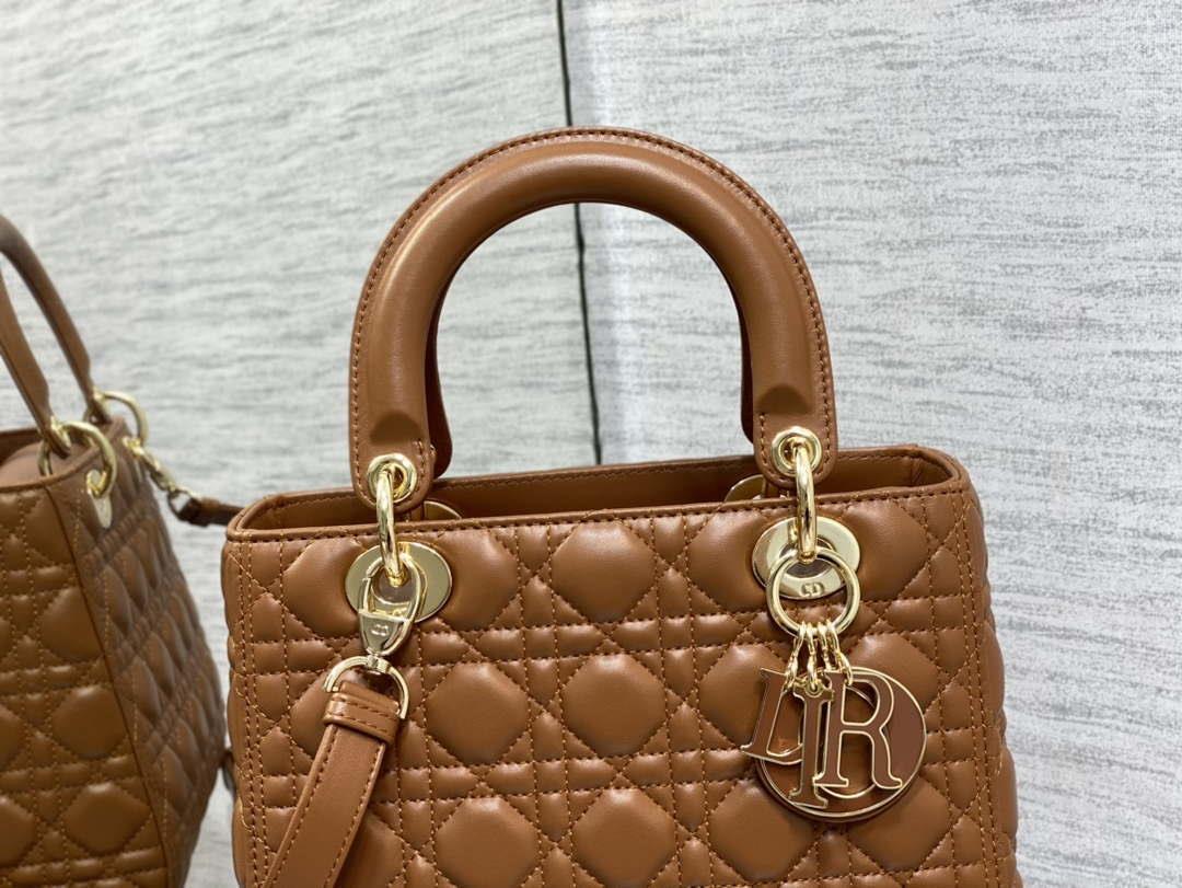 Dior M0565 Medium Lady Dior Bag Caramel Cannage Lambskin Enamel Hardware