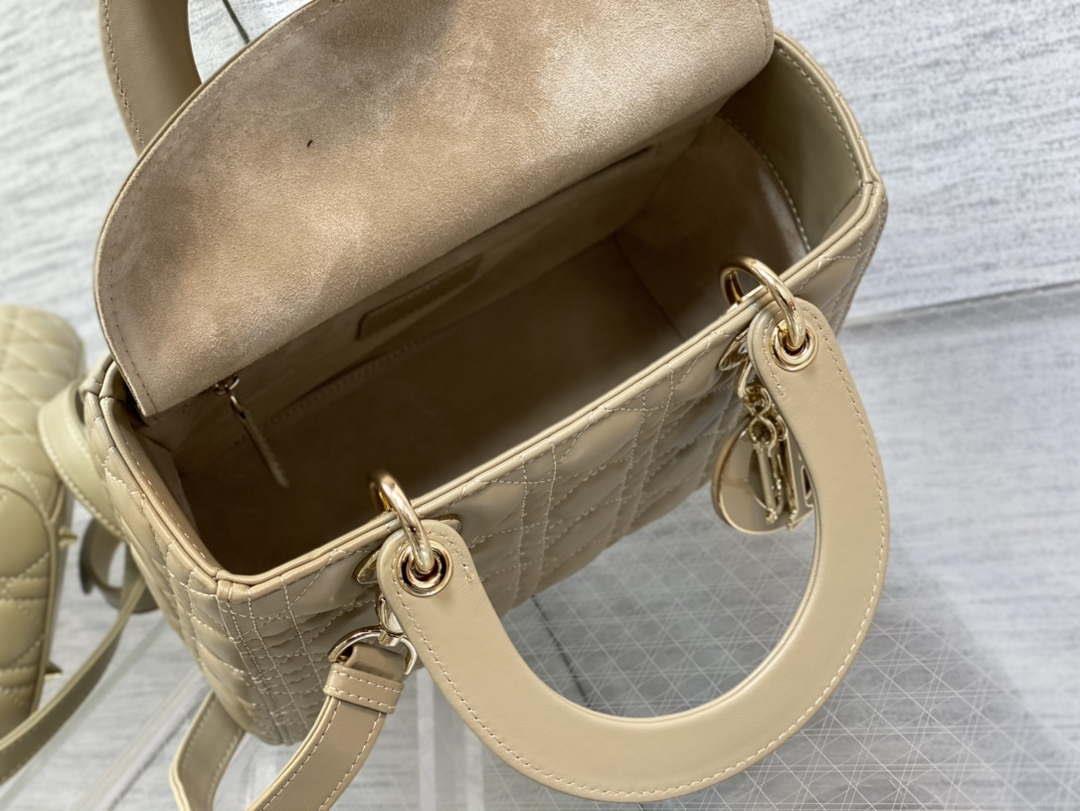 Dior M0565 Medium Lady Dior Bag Mike Tea Cannage Lambskin Enamel Hardware