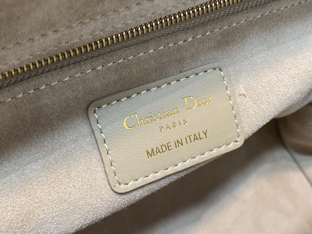 Dior M0565 Medium Lady Dior Bag Mike Tea Cannage Lambskin Enamel Hardware