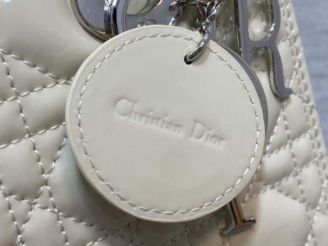 Dior M0565 Medium Lady Dior Patent Cannage Calfskin Bag White Silver