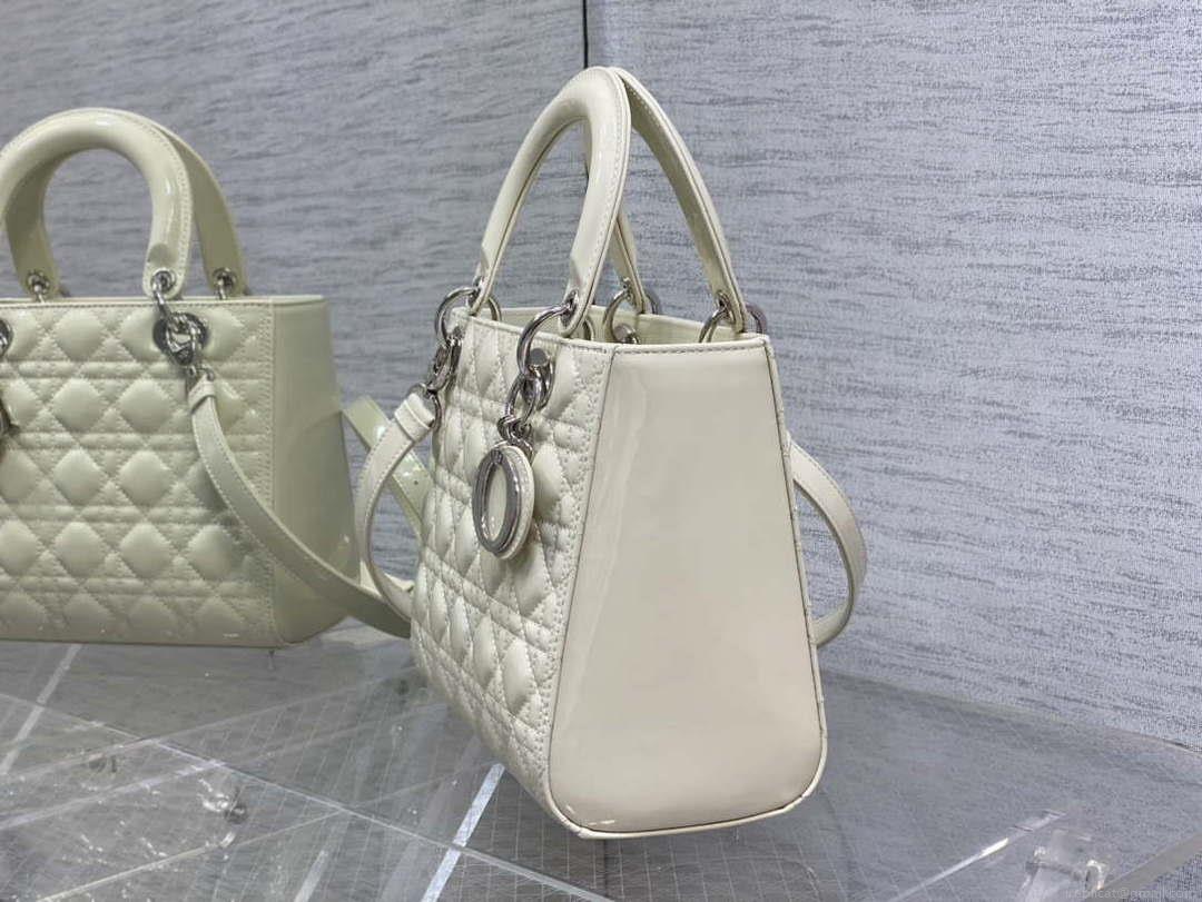 Dior M0565 Medium Lady Dior Patent Cannage Calfskin Bag White Silver