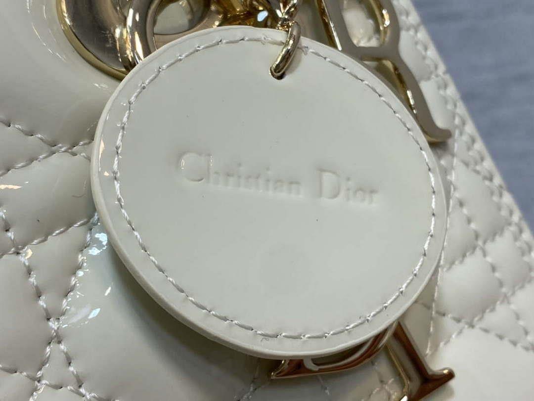 Dior M0565 Medium Lady Dior Patent Cannage Calfskin Bag White Enamel Hardware