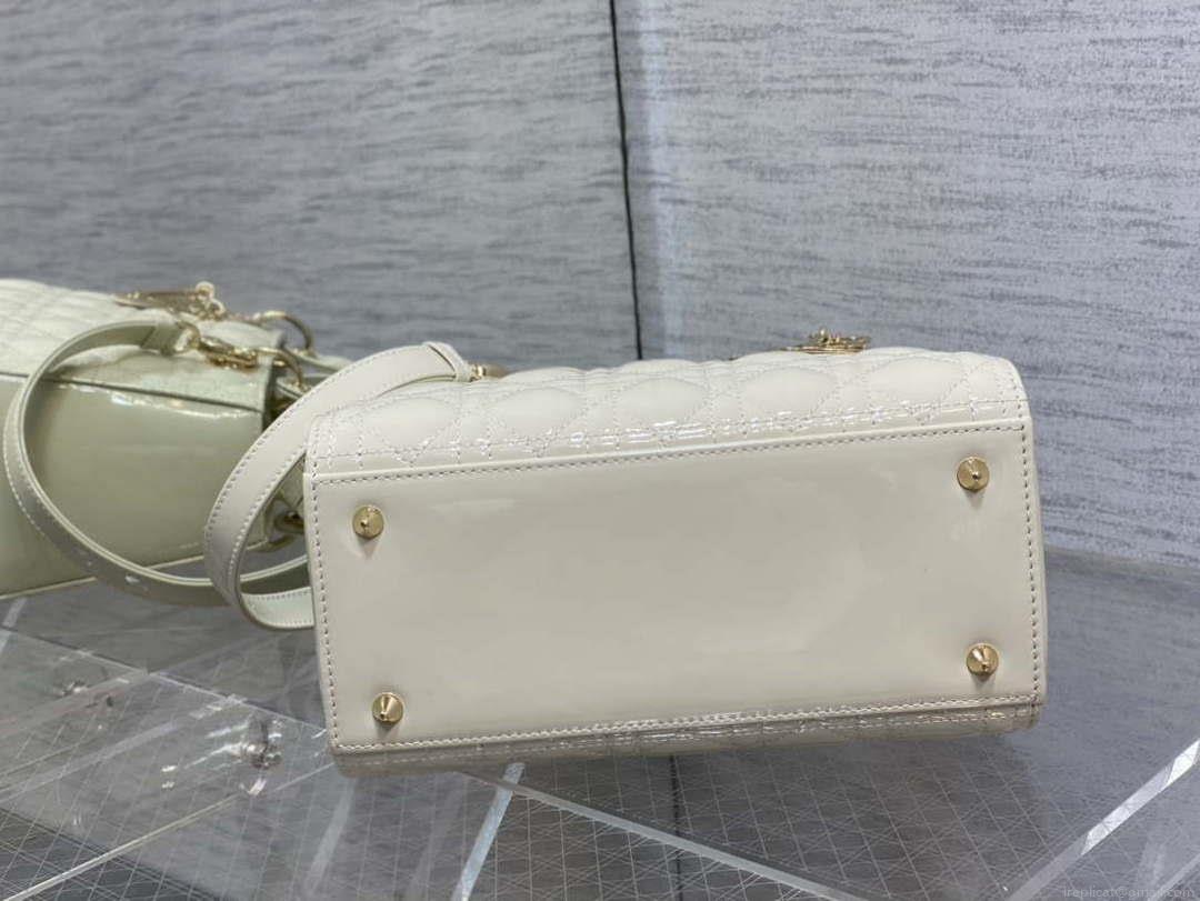 Dior M0565 Medium Lady Dior Patent Cannage Calfskin Bag White Enamel Hardware