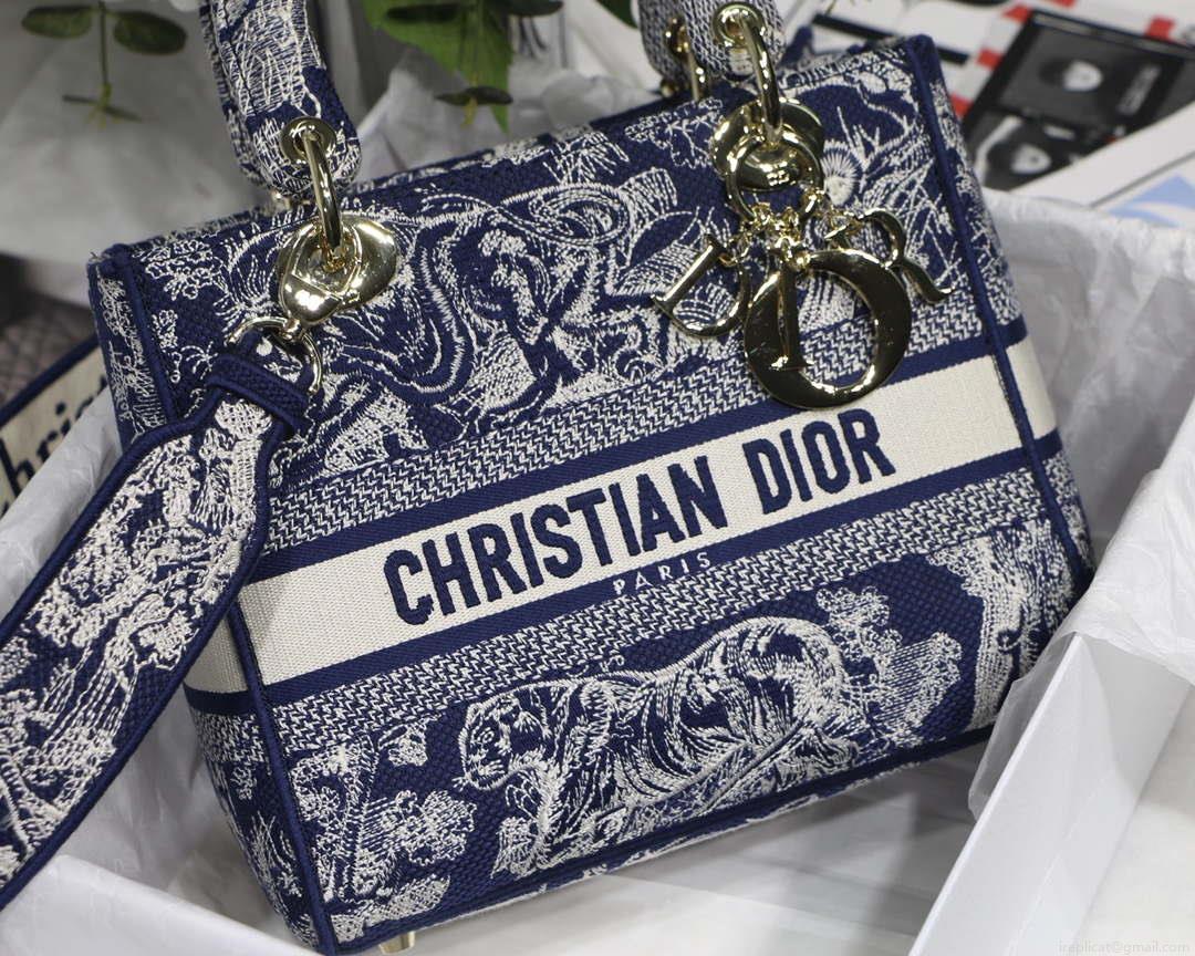 Dior M0565 Medium Lady D-Lite Blue Toile de Jouy Embroidery M1022