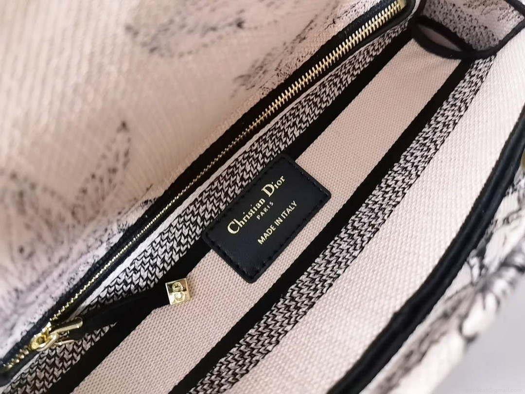Dior M0565 Medium Lady D-Lite Multicolor Florilegio Embroidery M1032