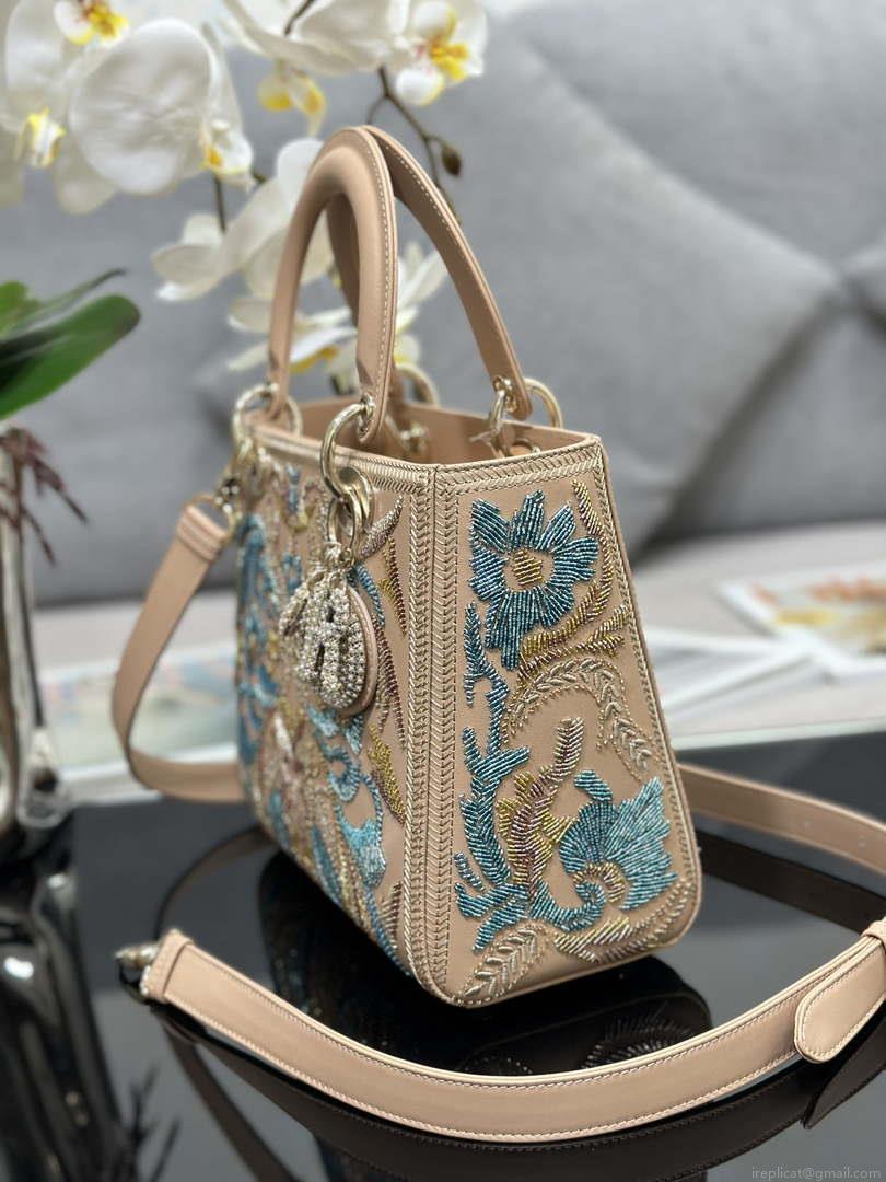 Dior M0565 Medium Lady D-Lite Bag Embroidery floral beads M1062
