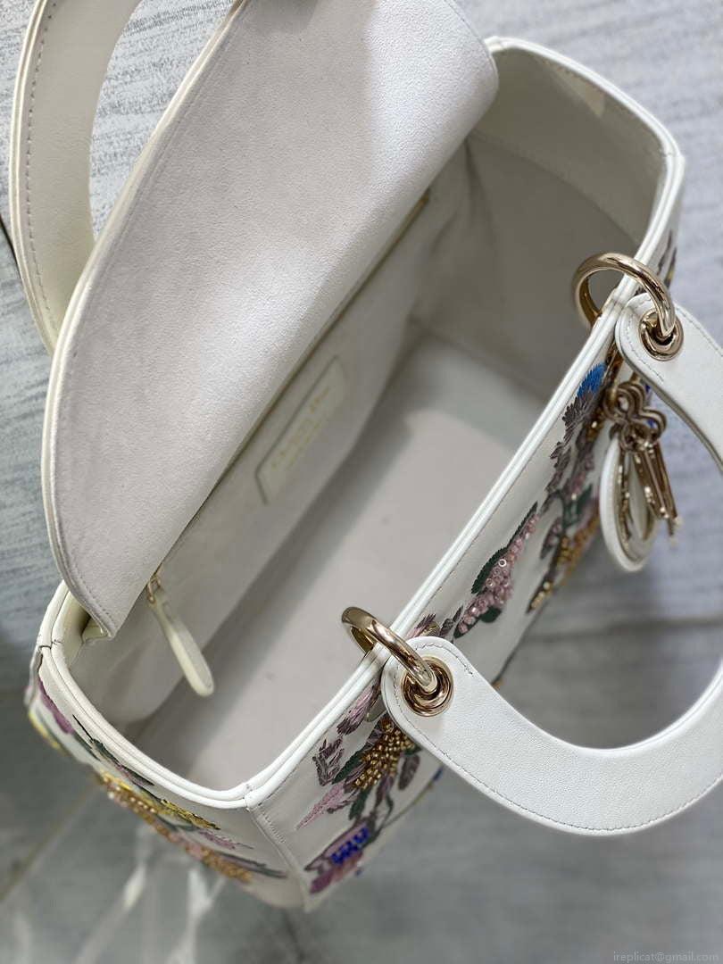 Dior M0565 Medium Lady D-Lite beaded Embroidery M1086
