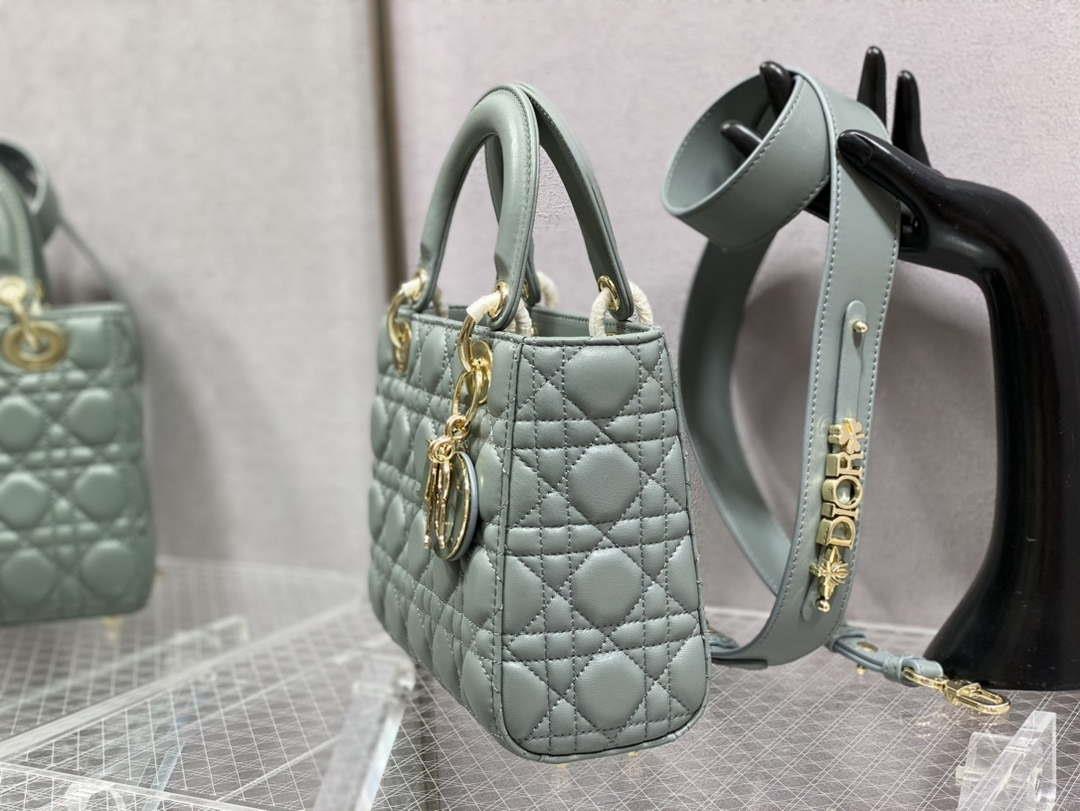 Dior M0531 Small Lady Dior Bag Rock Gray Cannage with enamel buckle