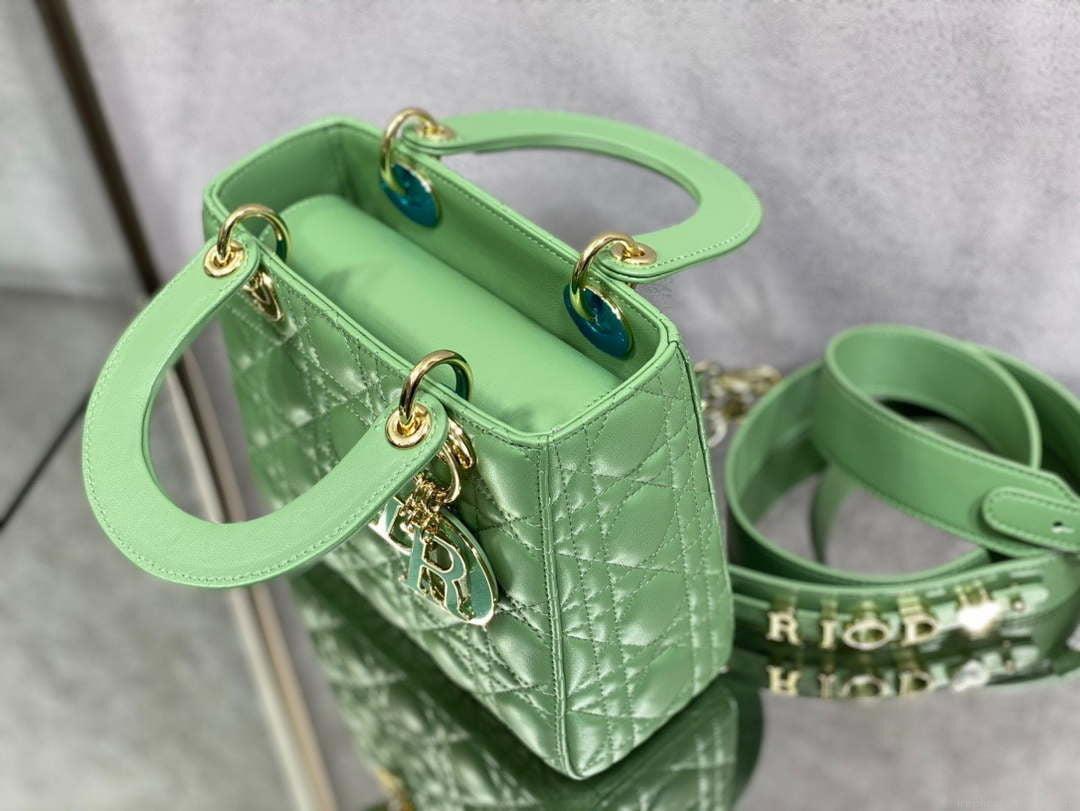 Dior M0531 Small Lady Dior Bag Mint Green Cannage with enamel buckle