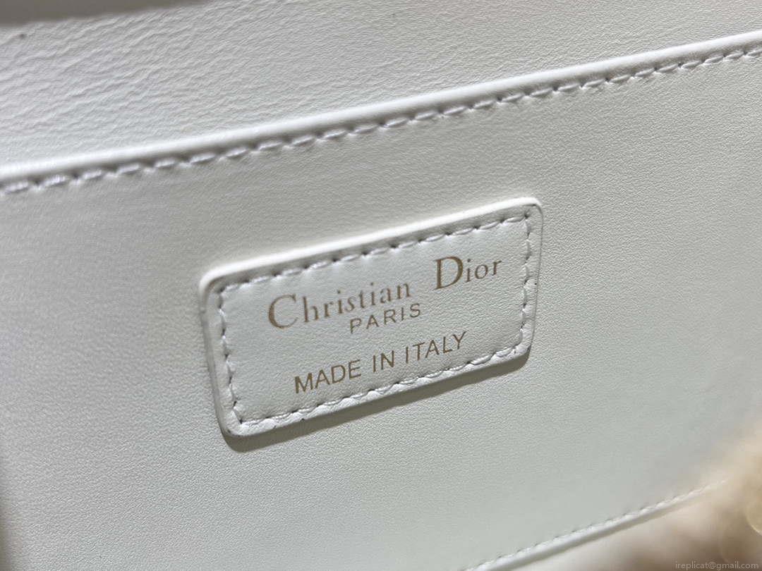 Dior M4402 Medium Dior Ange Bag White Macrocannage Calfskin