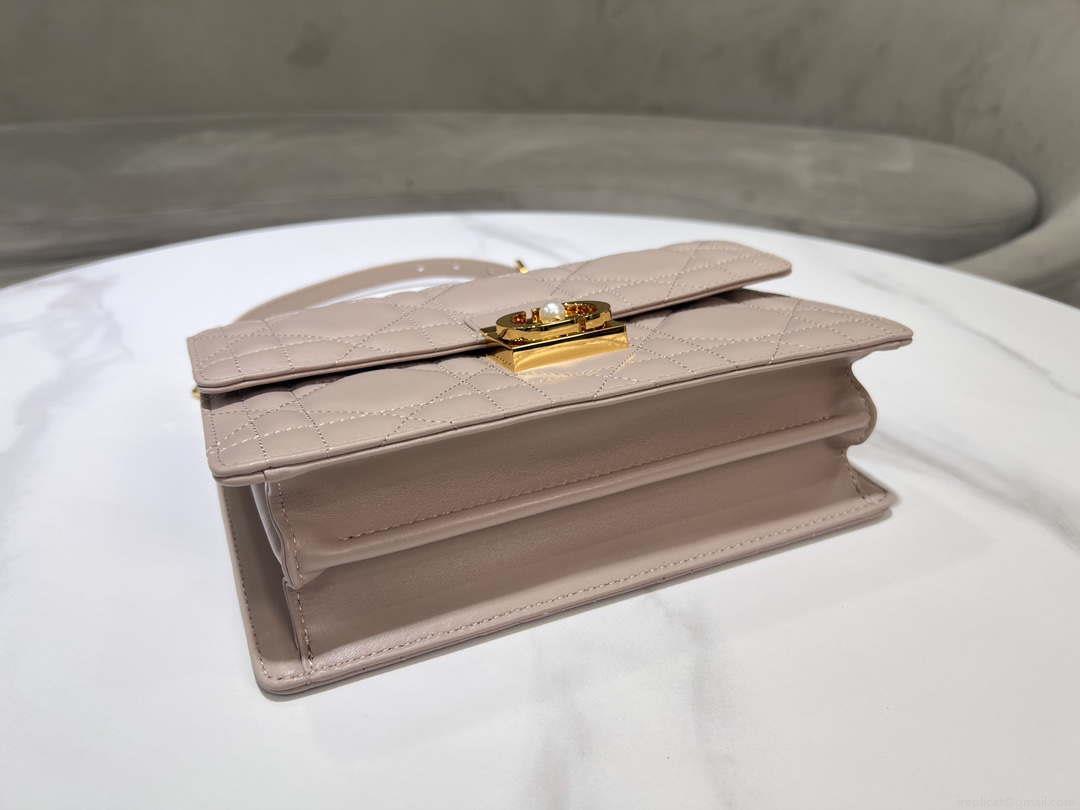 Dior M4402 Medium Dior Ange Bag Pink Macrocannage Calfskin