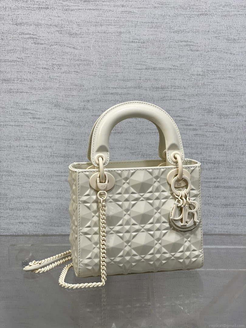 Dior M0538 Small Lady Dior Bag Matte White Cannage Calfskin with Diamond Motif