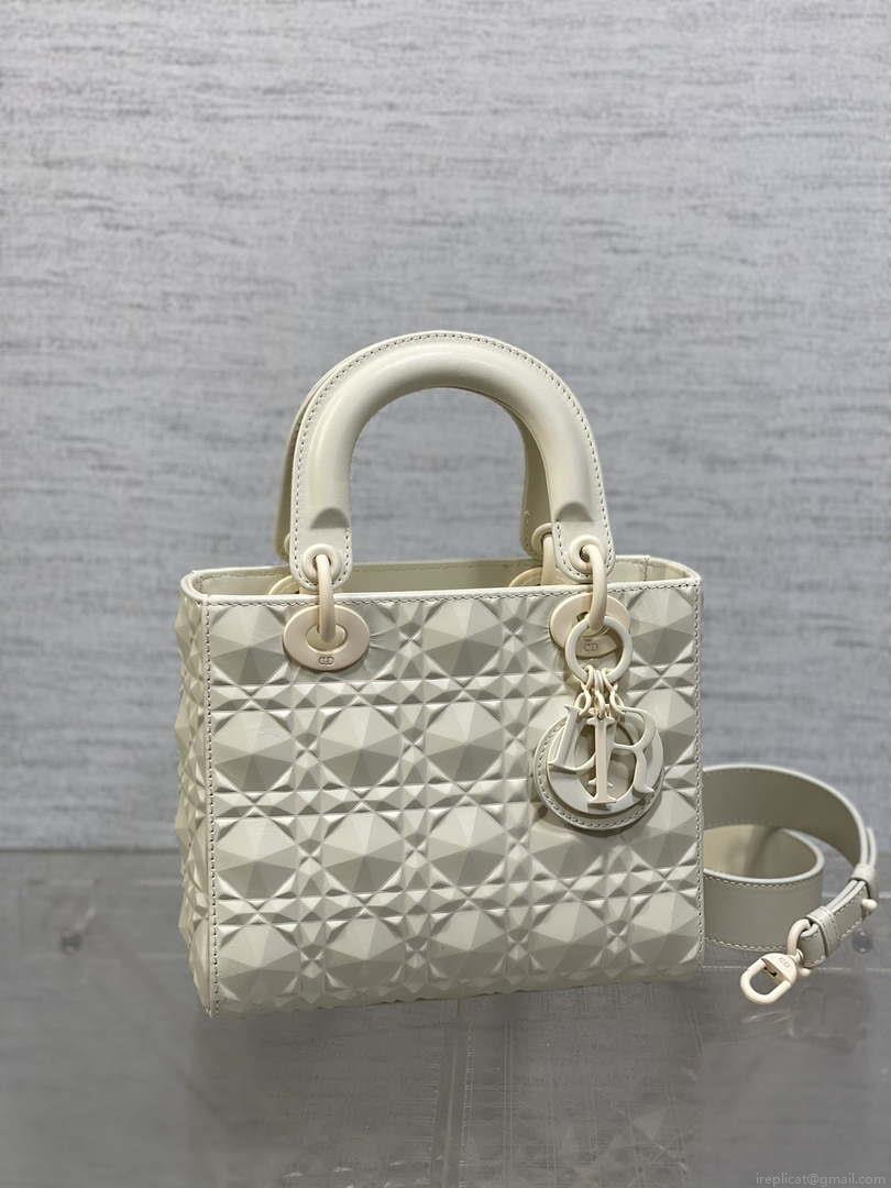 Dior M0538 Small Lady Dior Bag Matte White Cannage Calfskin with Diamond Motif