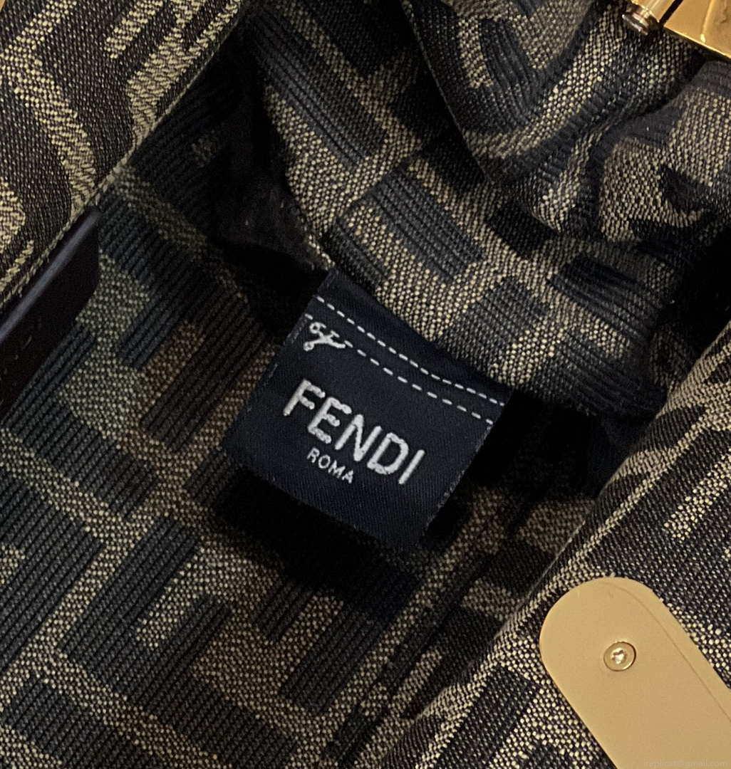 Fendi 8BP129 Fendi 8BP129 First Small Leathe bag with multicolour inlay 80018M