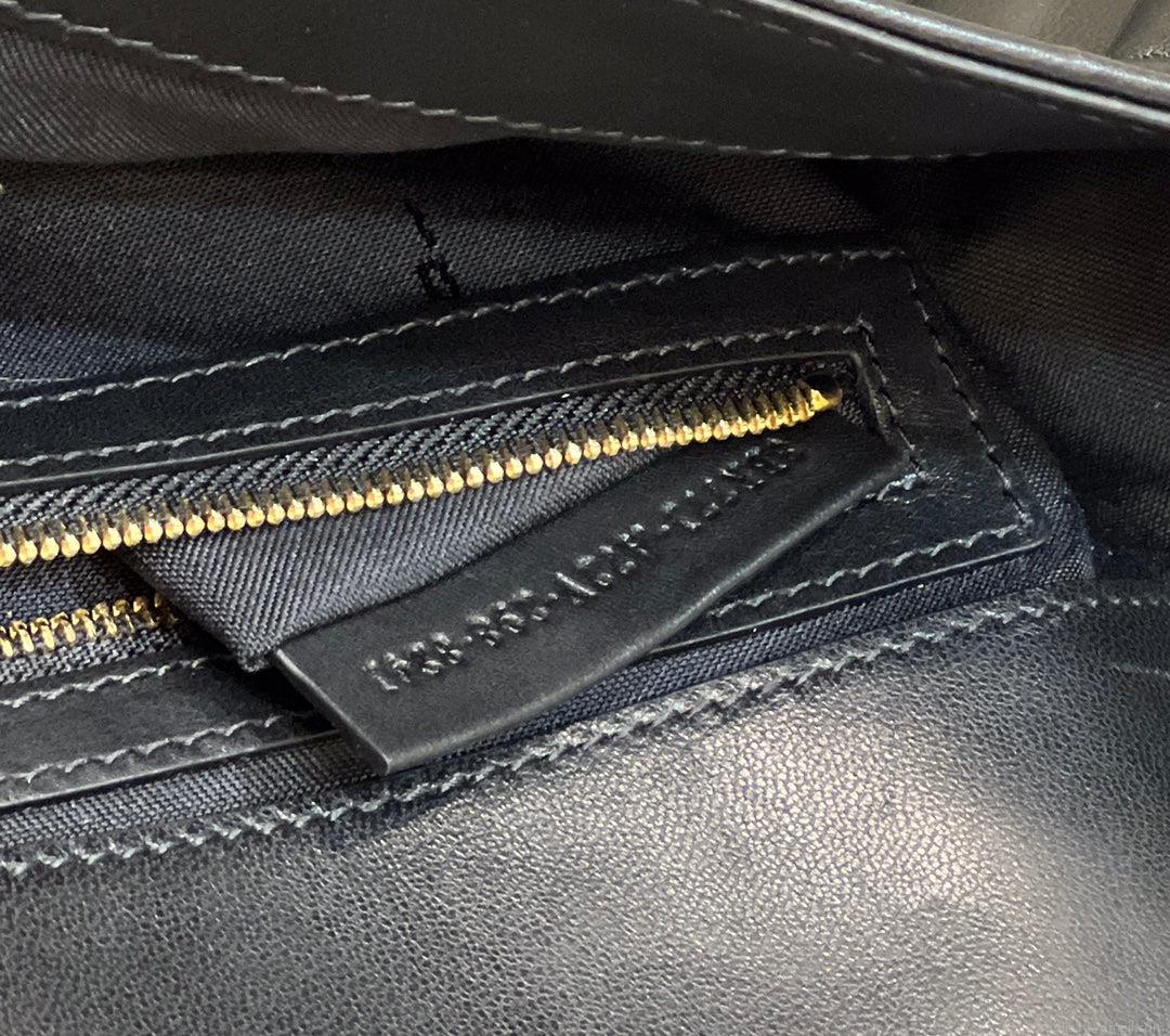 Fendi 8BR771 Baguette Large Black leather bag