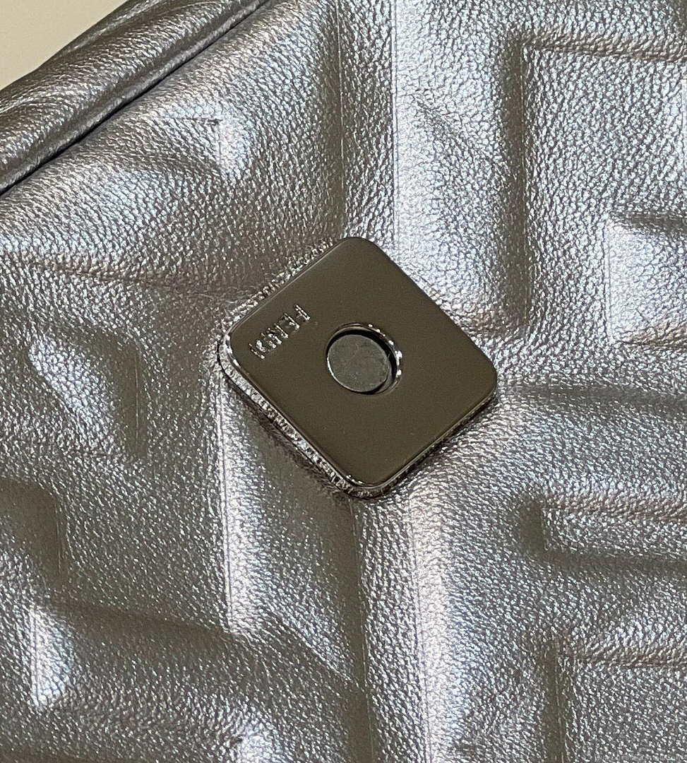 Fendi 8BS017 Baguette Mini Silver leather 0135 bag