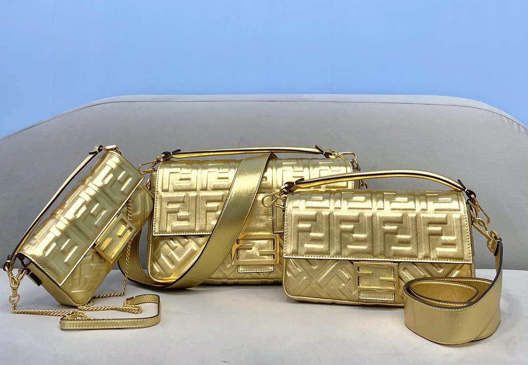 Fendi 8BS017 Baguette Mini Gold leather 0135 bag