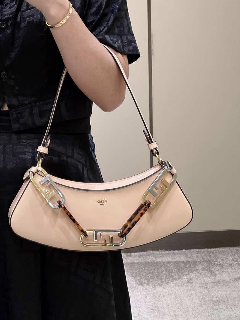 Fendi O’Lock Swing Pink leather pouch 8BS068AHM0F1DMY 8573