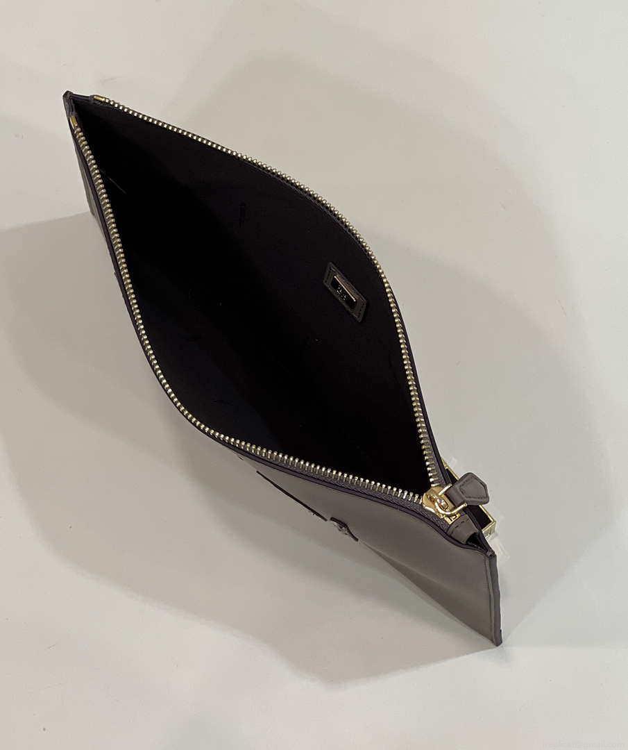 Fendi 8N0178AC9S Fendi logo flat pouch clutch 8370S Gray