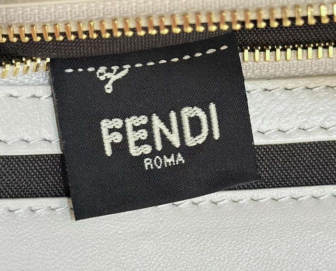 Fendi 8BR600 Baguette Medium White leather 0135M bag