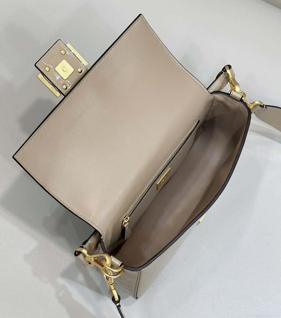 Fendi 8BR600 Baguette Medium Crocodile leather 8628 bag Apricot