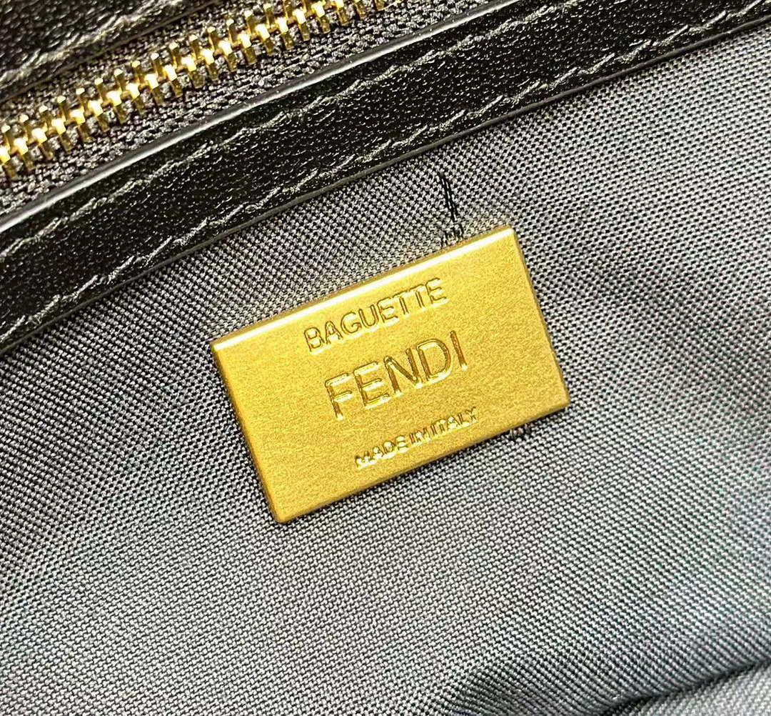 Fendi 8BR600 Baguette Medium Black leather 8629 bag Black