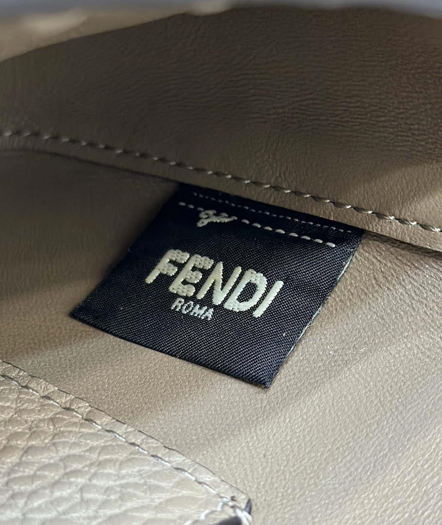 Fendi 8BS017 Baguette Mini Gray Selleria bag with 309 hand-sewn Tpstitches 8610S