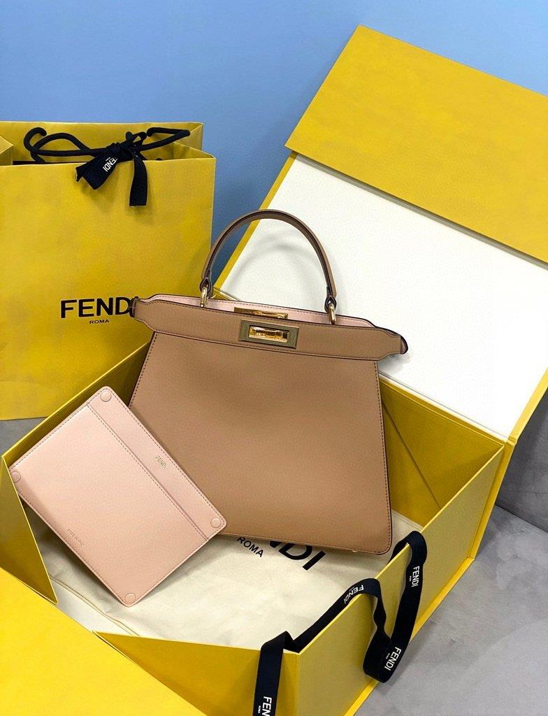 Fendi 70193 Peekaboo ISEEU MEDIUM Apricot Leather Bag