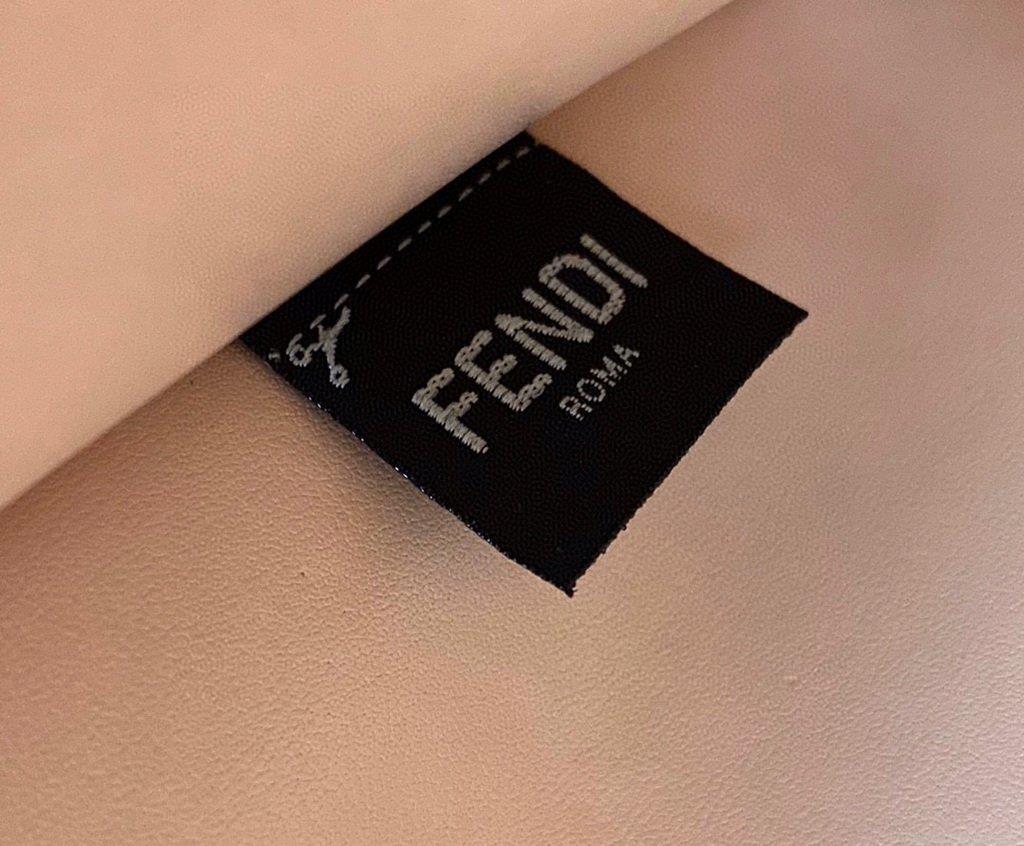 Fendi 70193 Peekaboo ISEEU MEDIUM Apricot Leather Bag