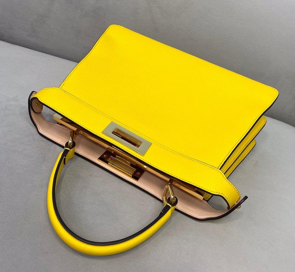 Fendi 70193 Peekaboo ISEEU MEDIUM Yellow Leather Bag