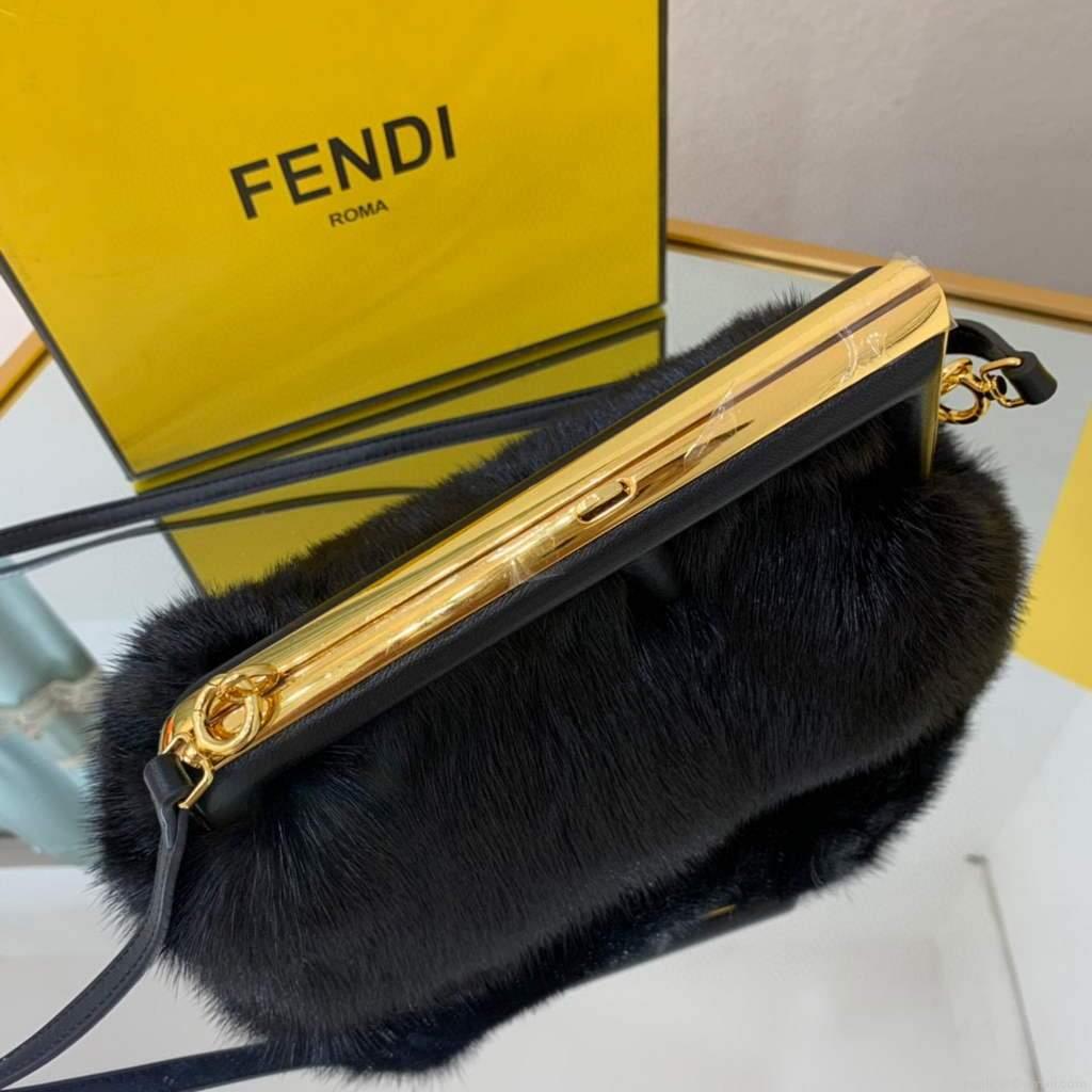 Fendi FIRST Small Bag Fox fur 8BP129 Black