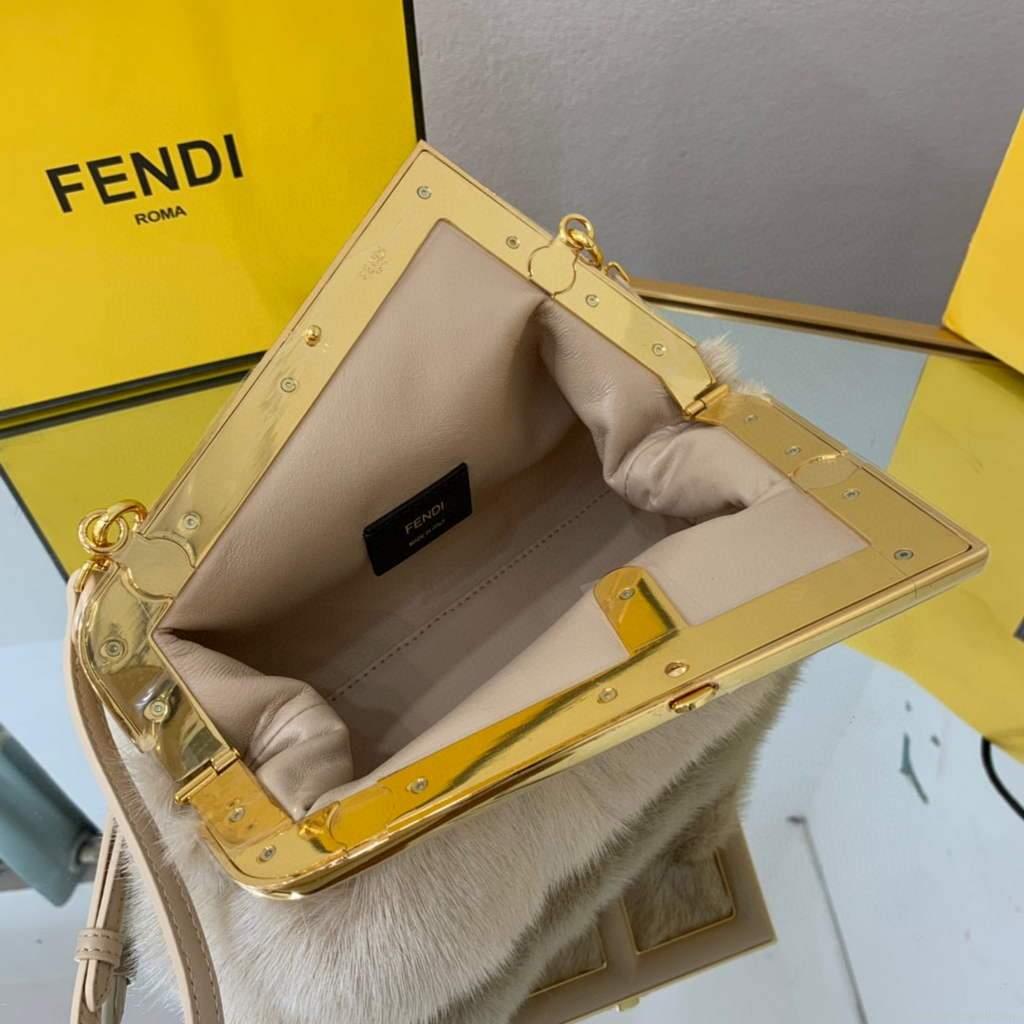 Fendi FIRST Small Bag Fox fur Bag 8BP129 Apricot