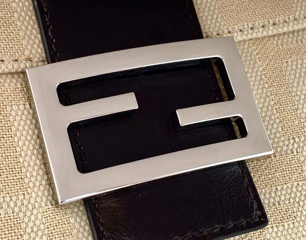 Fendi Bag 0121 Shoulder bag Beige
