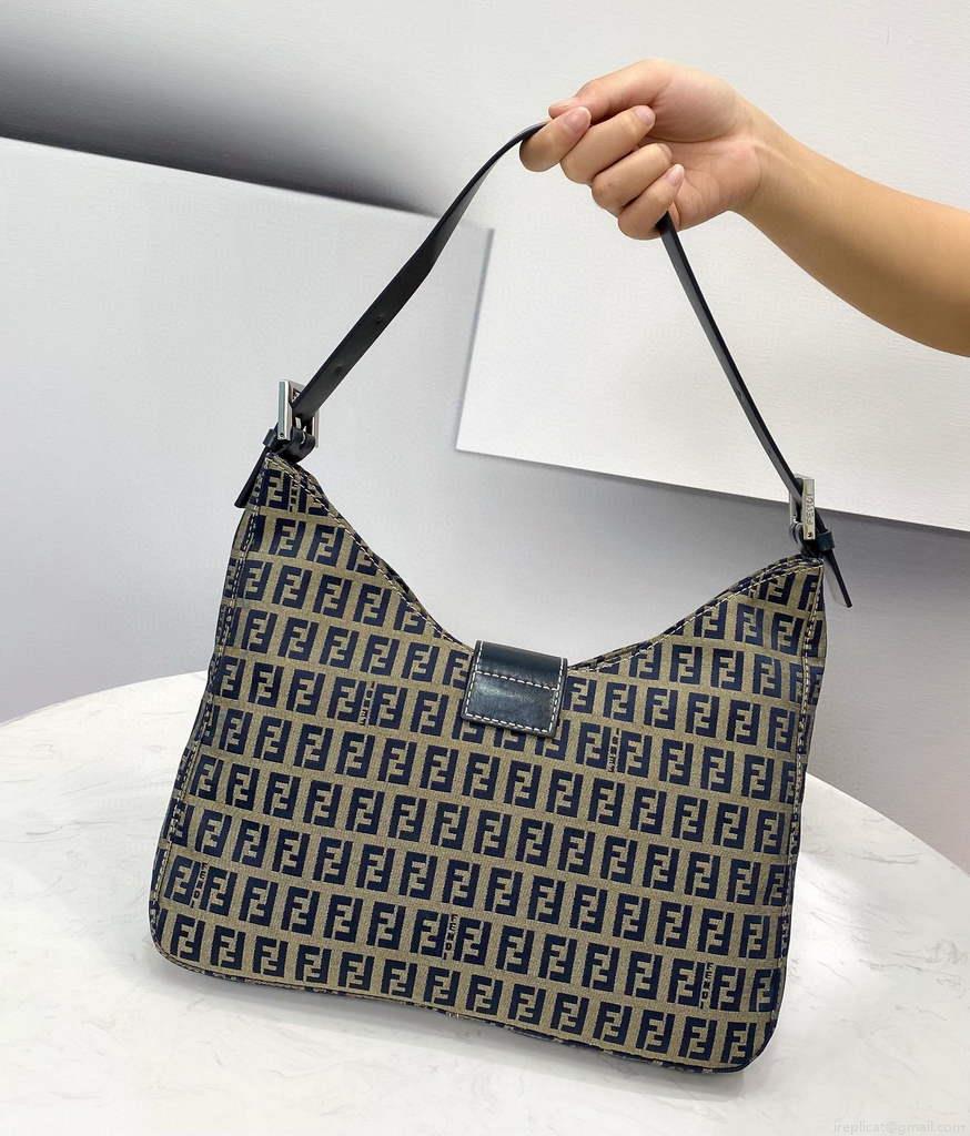 Fendi Bag 8320 Shoulder bag Blue