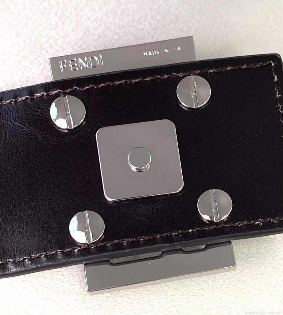 Fendi Bag 8320 Shoulder bag Brown