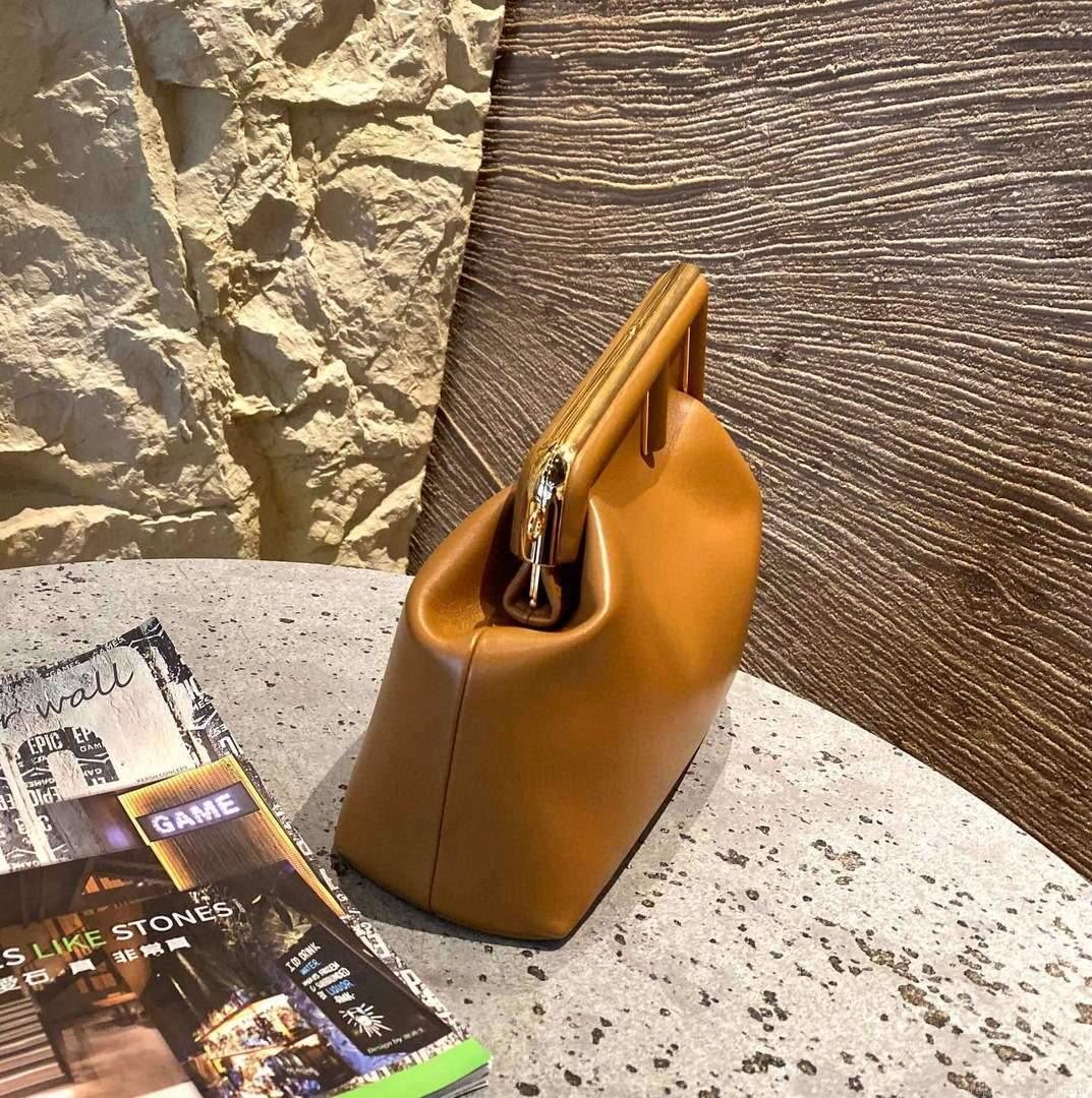 Fendi 8BP127 FENDI FIRST Medium Brown leather bag